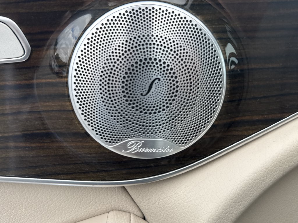 Used 2018 Mercedes-Benz GLC 300 4MATIC image 19