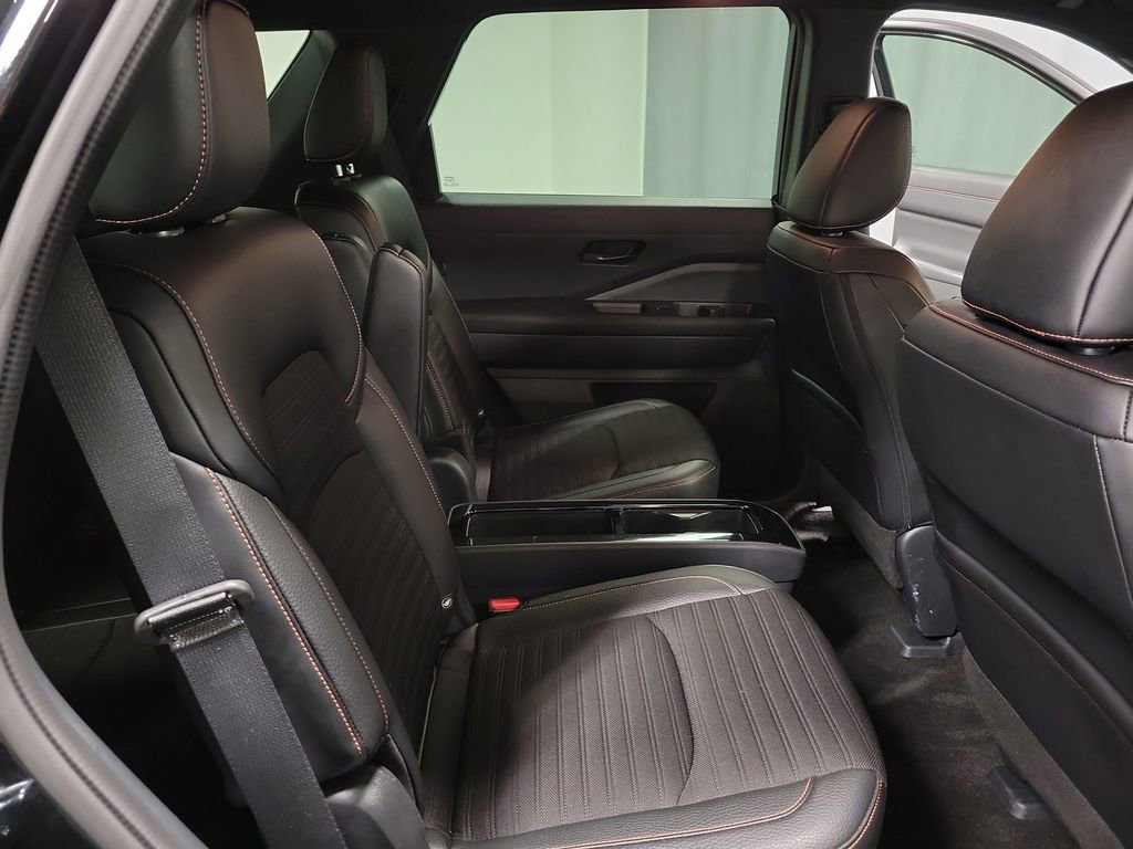 Used 2024 Nissan Pathfinder Rock Creek image 23