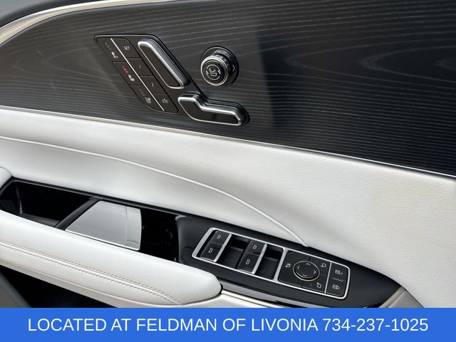 Used 2024 Cadillac Lyriq Luxury image 24