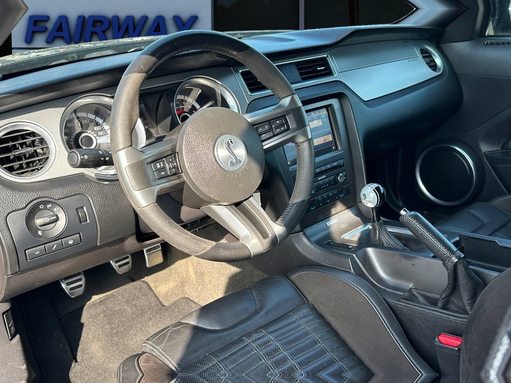 Used 2013 Ford Mustang Shelby GT500 RWD image 14