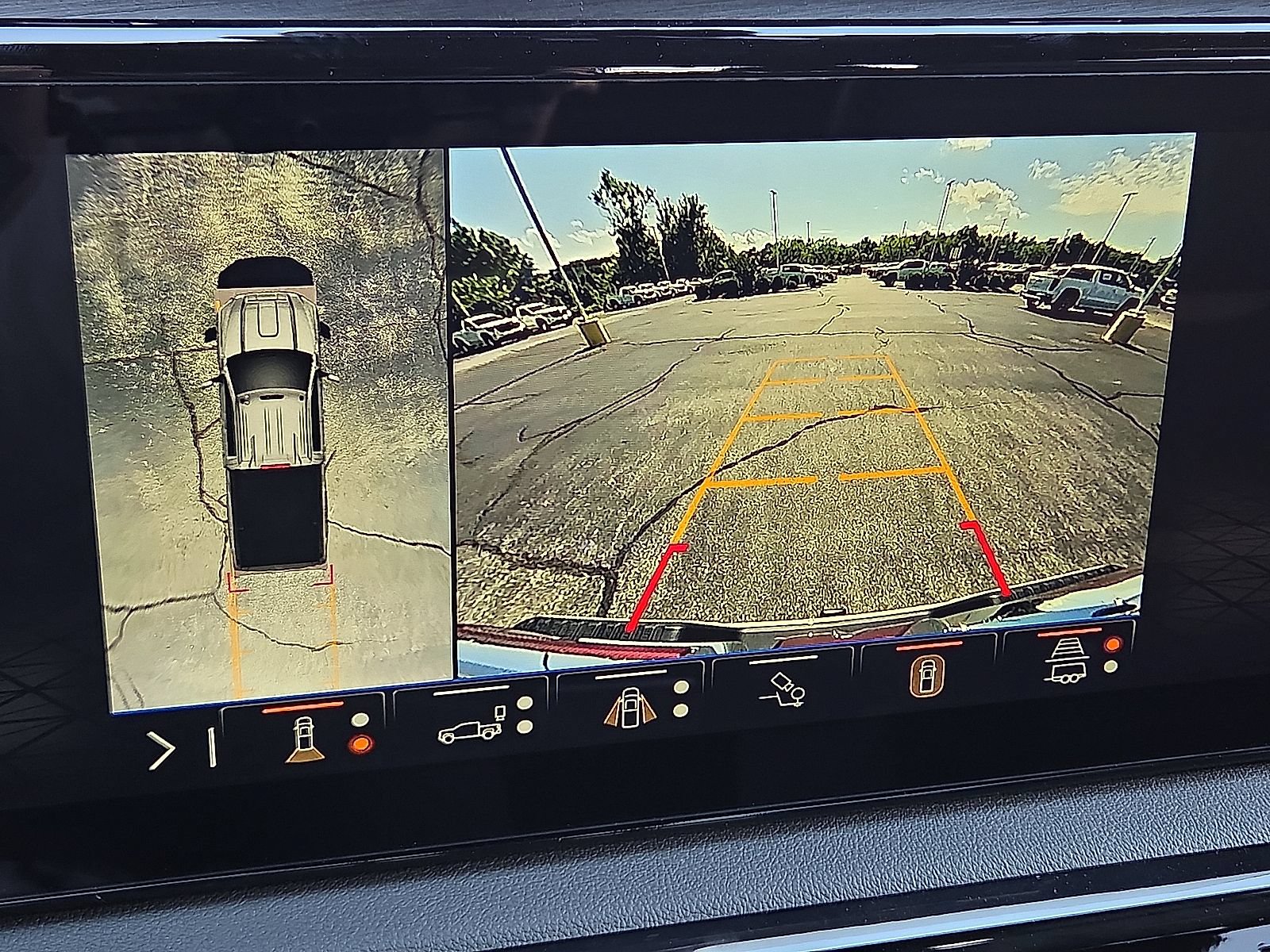 New 2026 GMC Sierra 3500 AT4 w/ AT4 Premium Plus Package AWD/4WD image 18