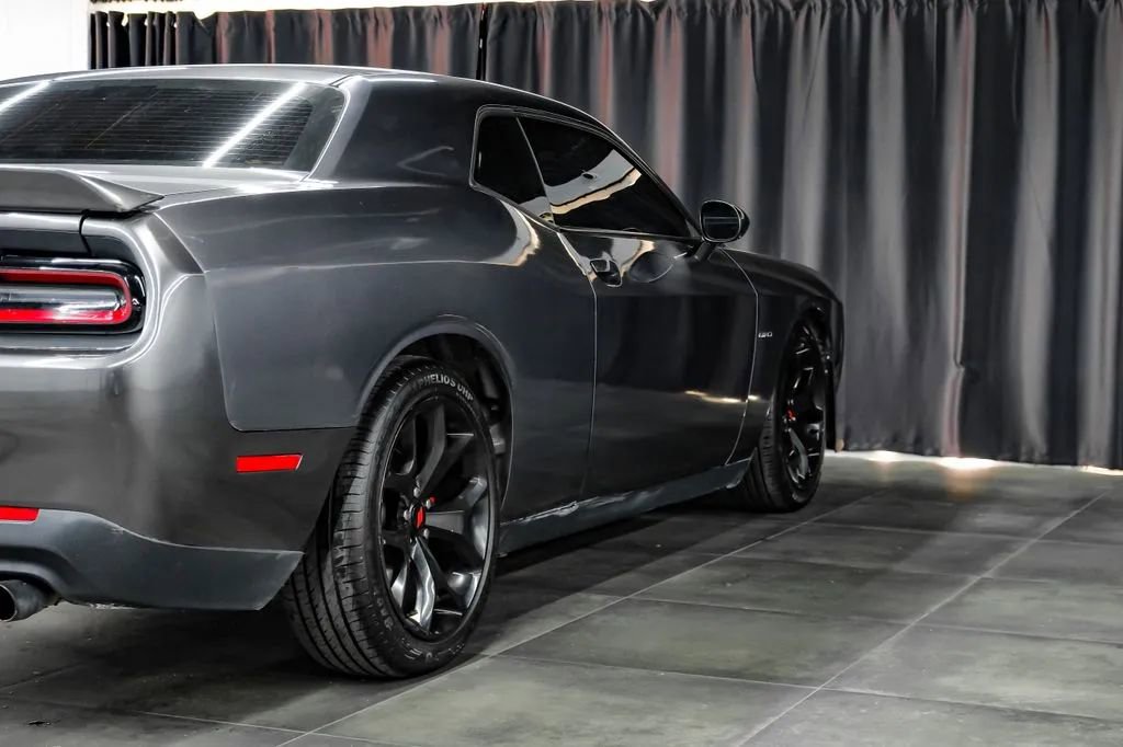 Used 2017 Dodge Challenger R/T RWD image 12