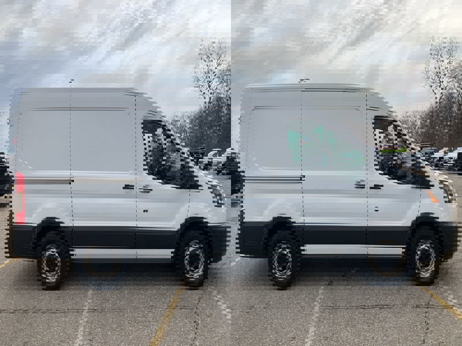 Used 2017 Ford Transit 150 130 Medium Roof image 4