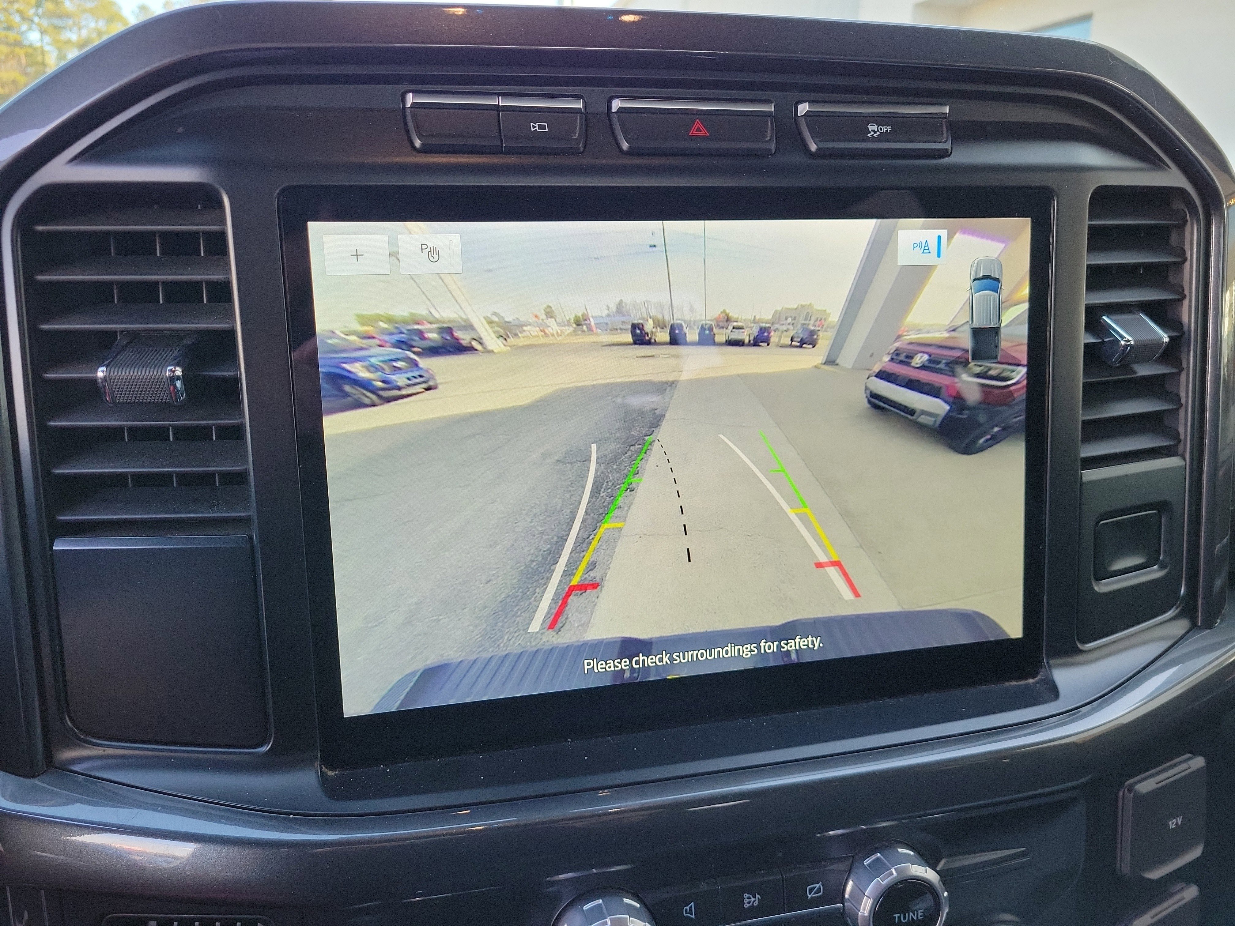 Used 2022 Ford F150 XLT w/ Equipment Group 302A High image 16
