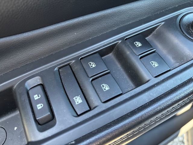 Used 2021 Buick Encore Preferred AWD/4WD image 12