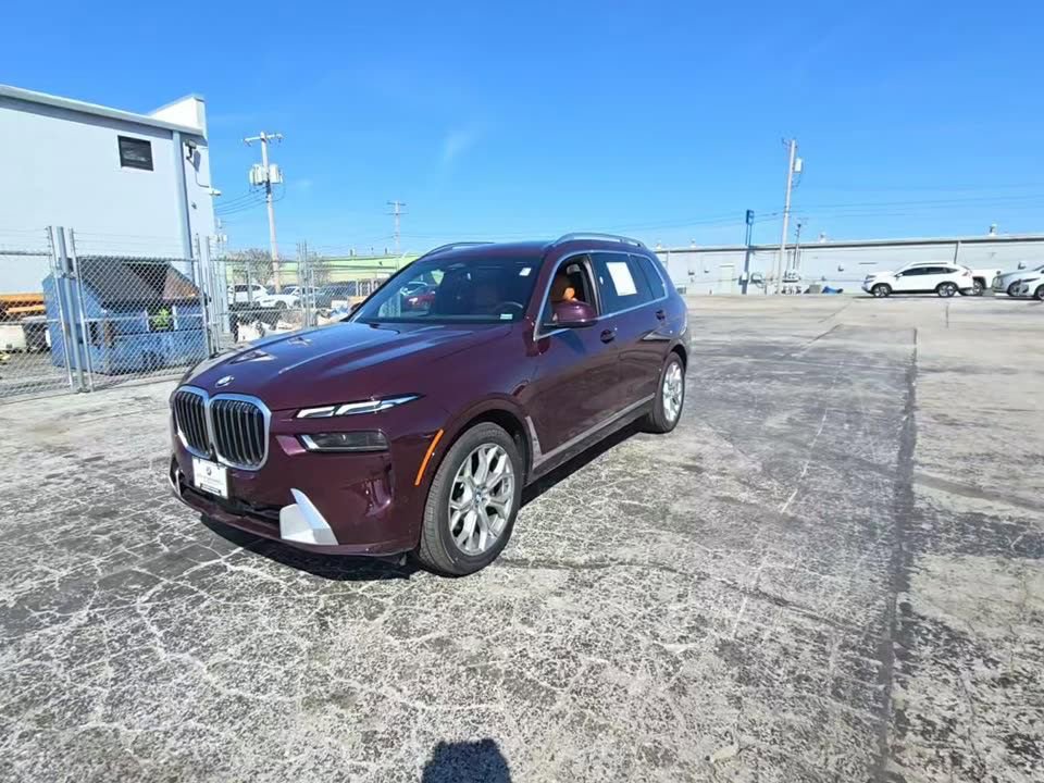 Used 2024 BMW X7 xDrive40i w/ Executive Package image 1