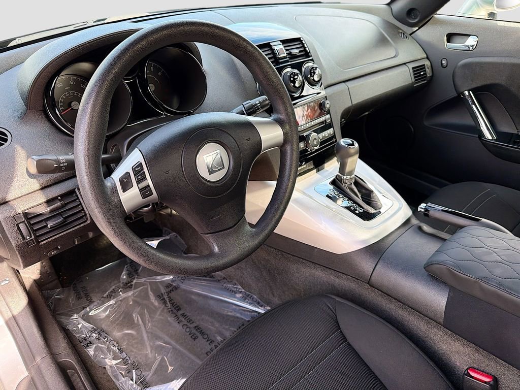 Used 2007 Saturn Sky image 21
