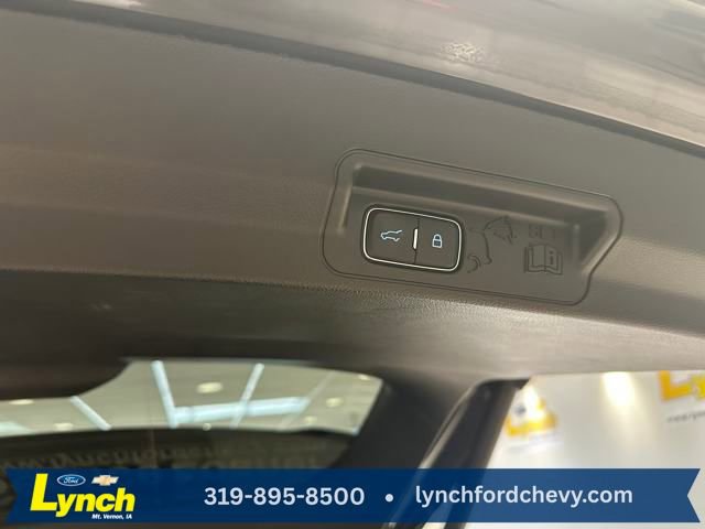 Used 2023 Ford Explorer XLT w/ Equipment Group 202A image 18