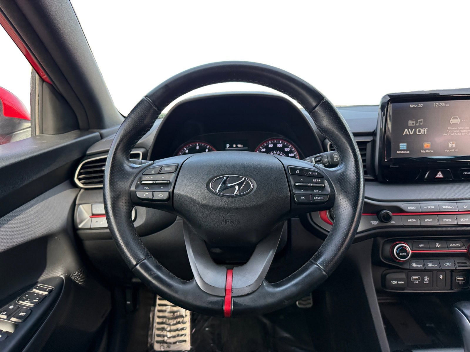 Used 2020 Hyundai Veloster Turbo image 9