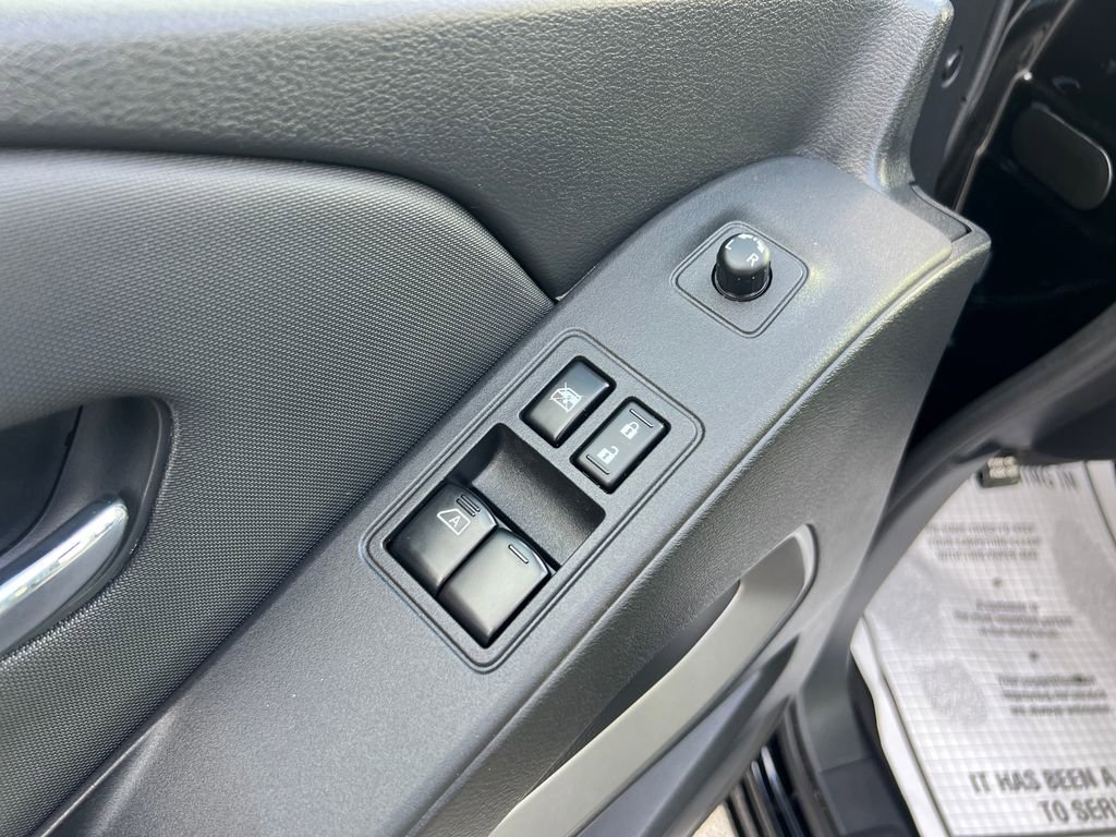 Used 2024 Nissan Frontier SV w/ Technology Package image 12