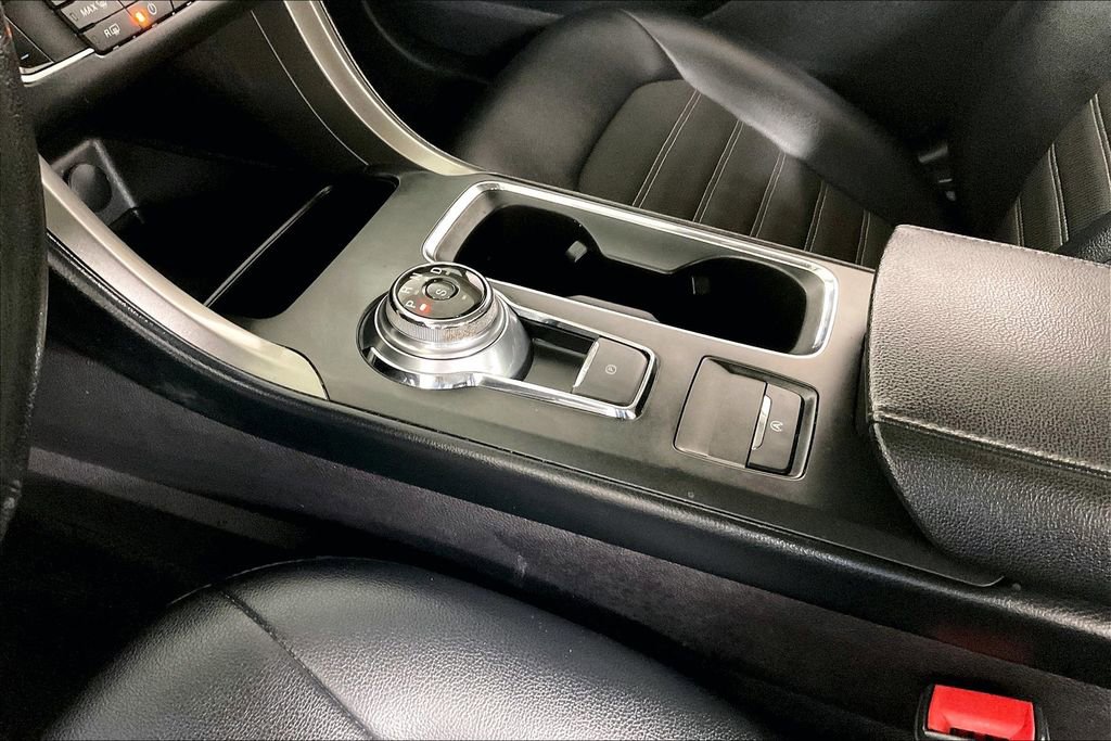 Used 2017 Ford Fusion SE w/ Equipment Group 201A image 15