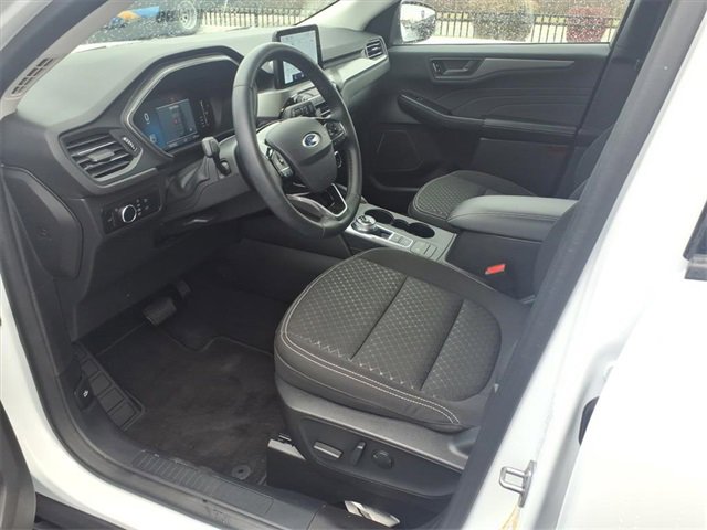 Used 2023 Ford Escape Active image 12
