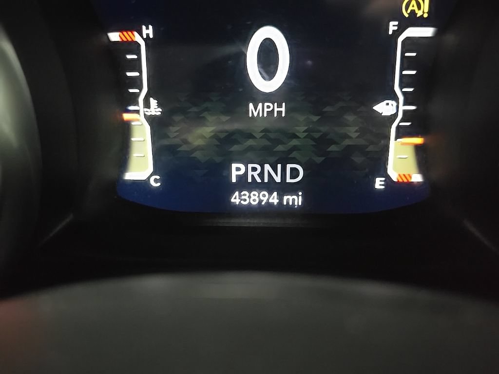 Used 2020 Jeep Wrangler Unlimited Sahara w/ Uconnect 4C Nav & Sound Group AWD/4WD image 22