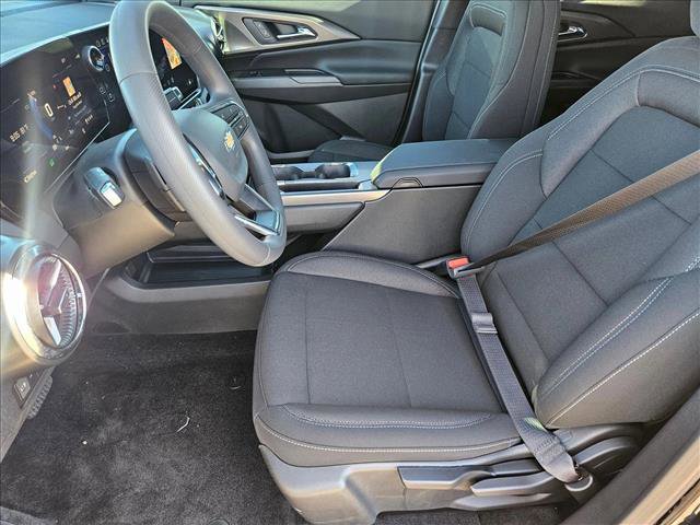 New 2026 Chevrolet Equinox EV LT image 4