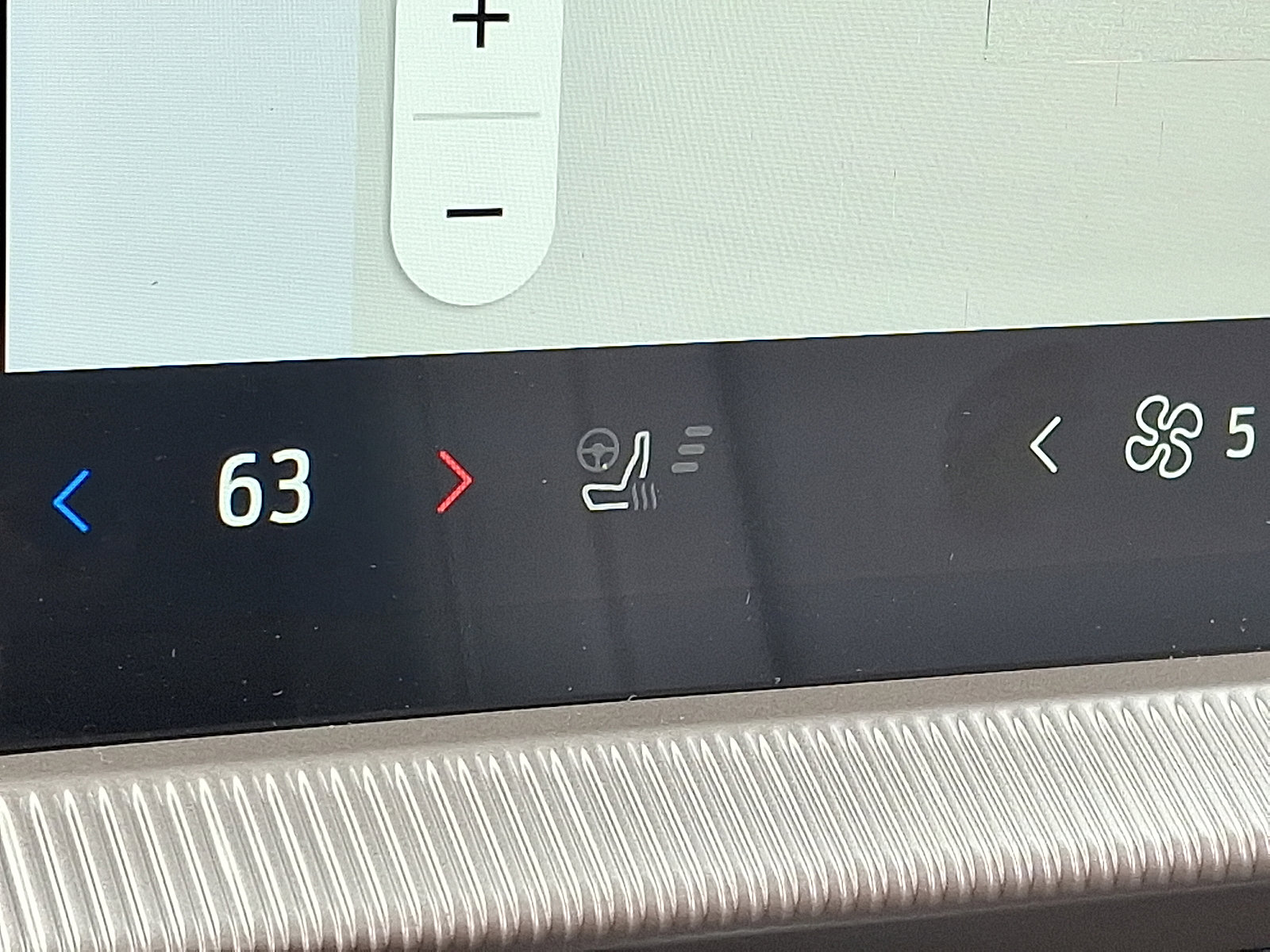 New 2025 Ford Explorer Active w/ Active Comfort Package image 18