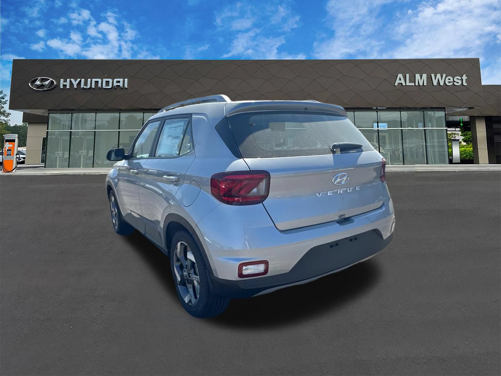 New 2026 Hyundai Venue SEL FWD image 8