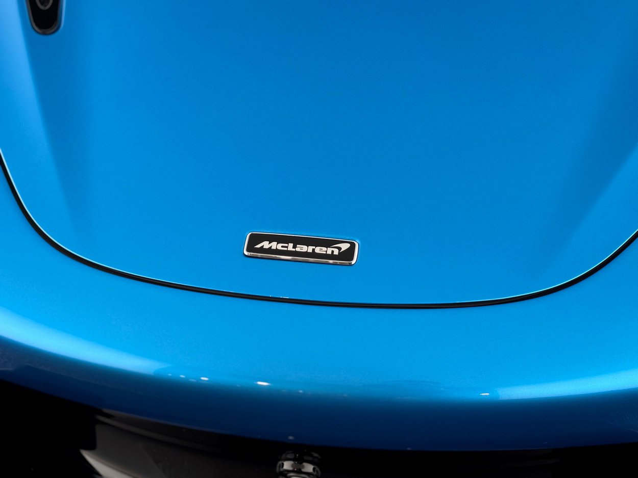 Used 2022 McLaren 765LT image 44