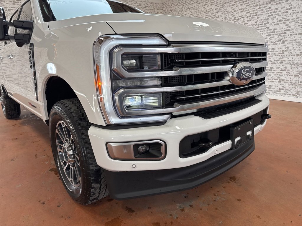 Used 2026 Ford F250 Platinum w/ Platinum Plus Package image 7