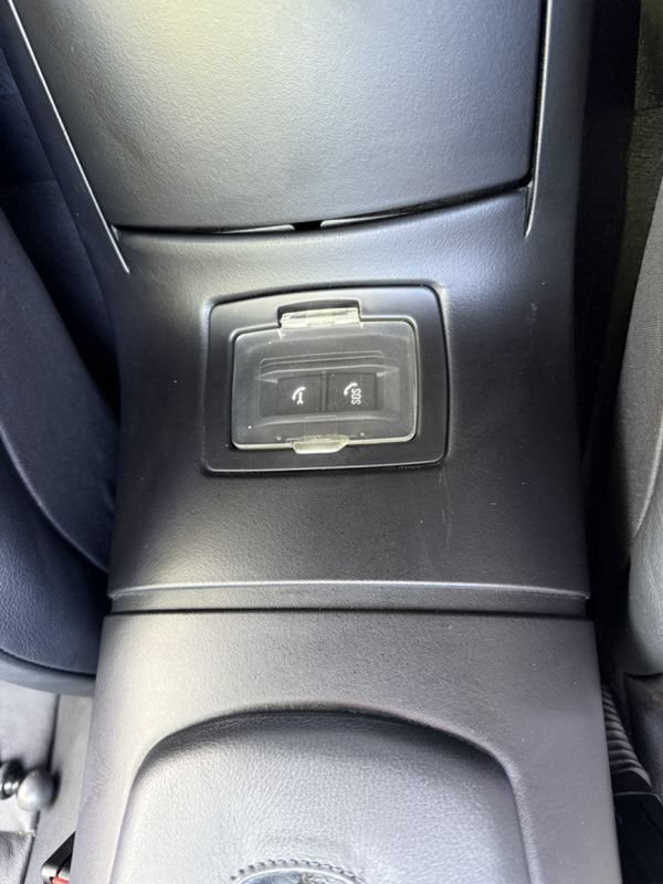 Used 2004 BMW Z4 2.5i RWD image 32
