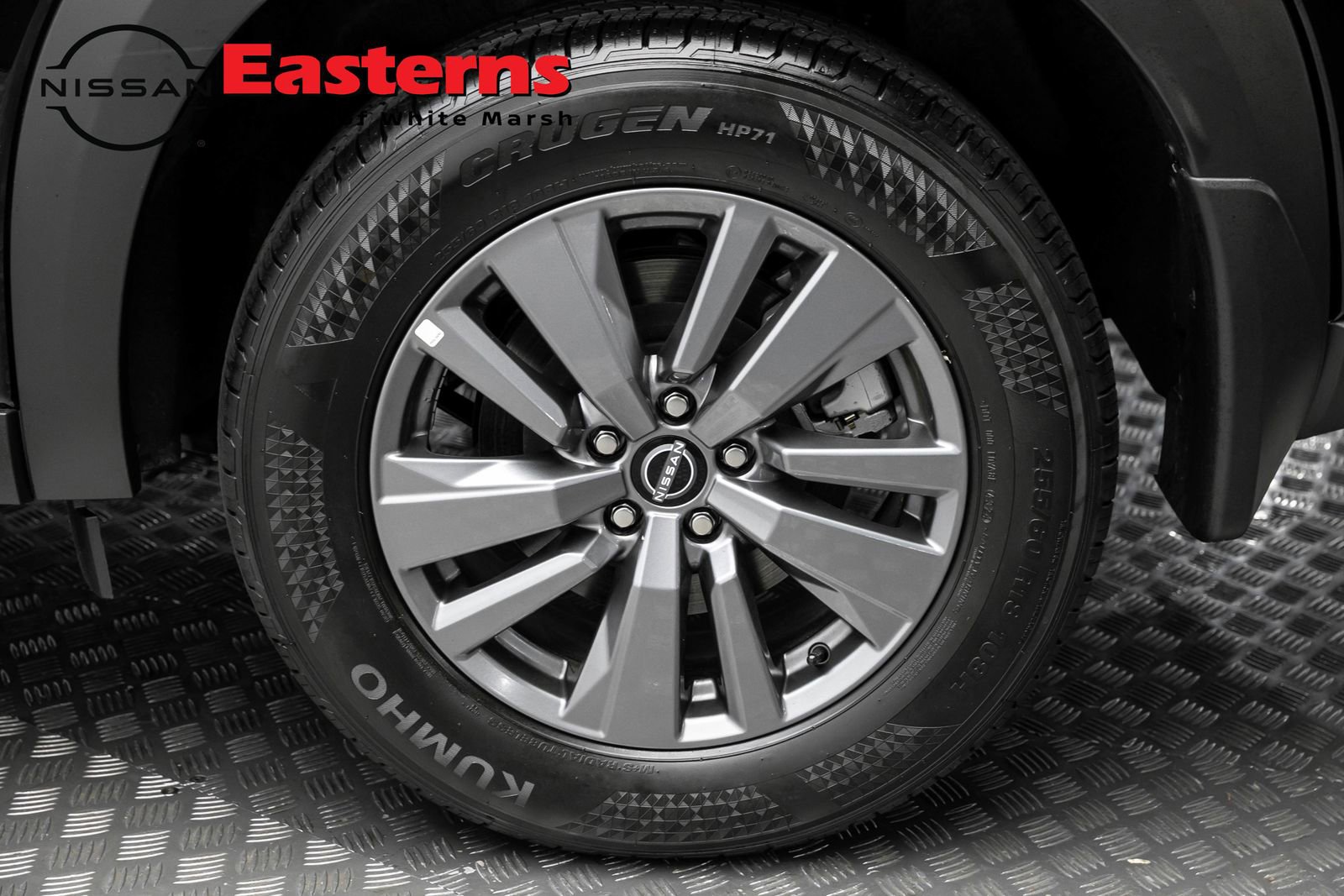 Used 2025 Nissan Pathfinder S image 8