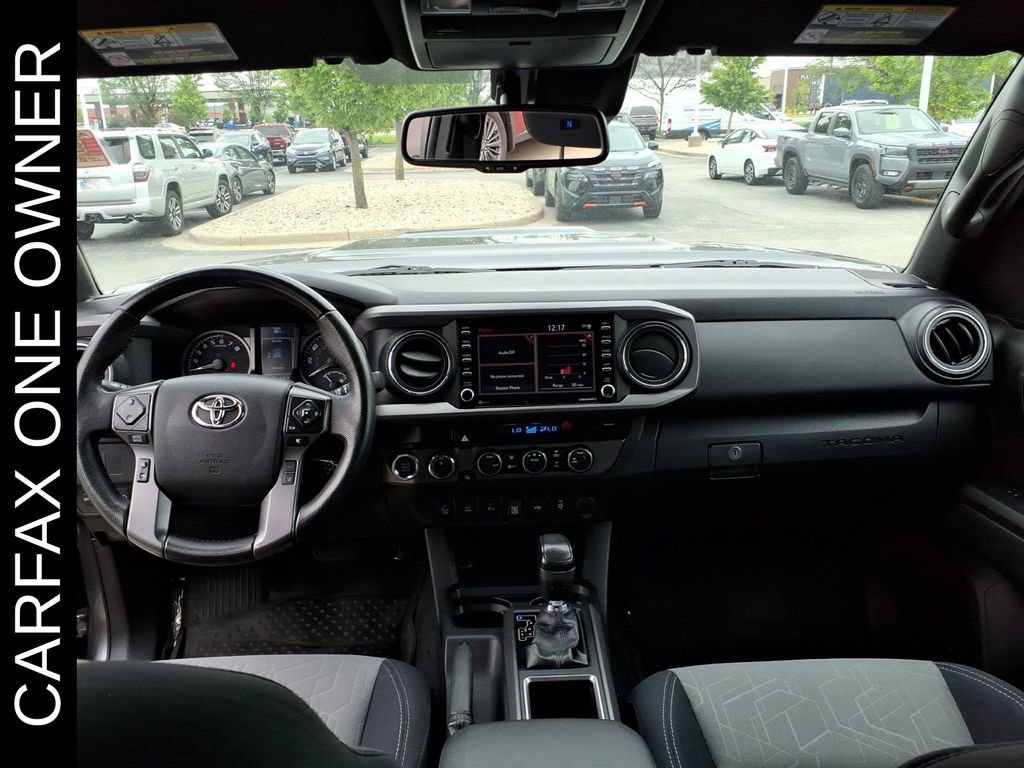 Used 2022 Toyota Tacoma TRD Sport w/ Technology Package AWD/4WD image 27