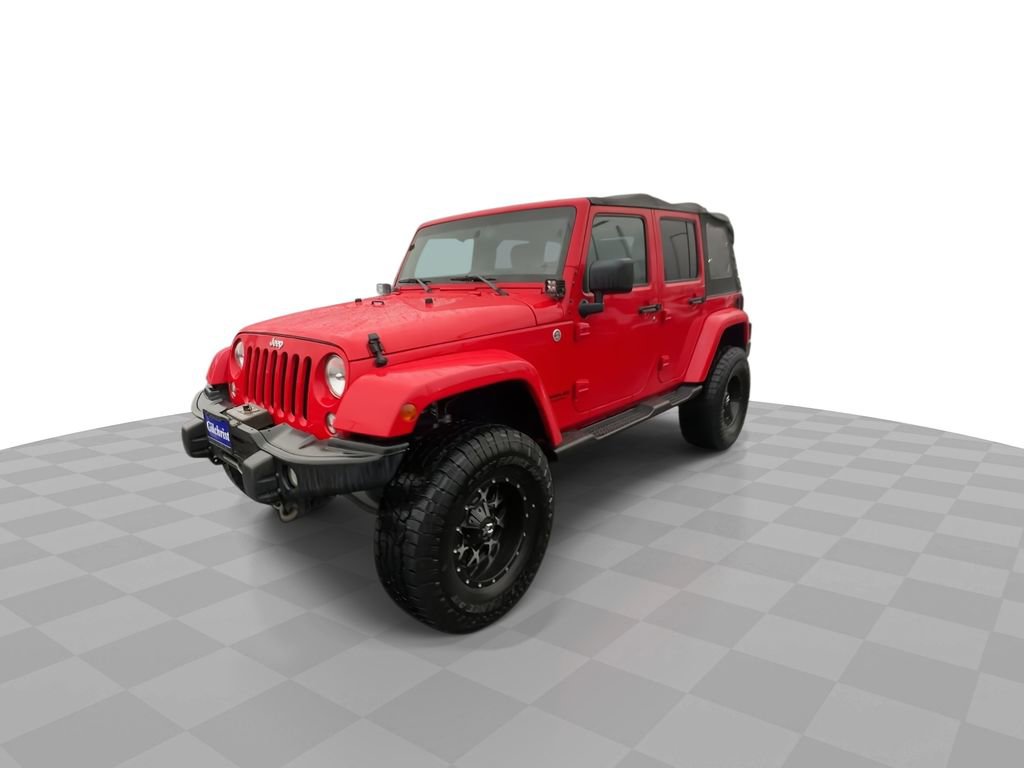 Used 2015 Jeep Wrangler Unlimited Sahara w/ Max Tow Package image 4