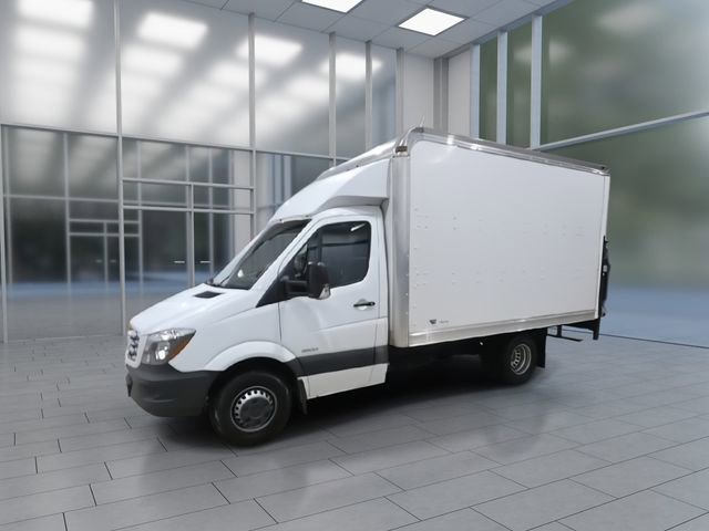 Used 2016 Freightliner Sprinter 3500 RWD image 4