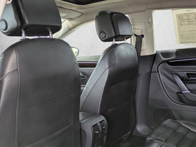 Used 2013 Volkswagen CC Lux image 17