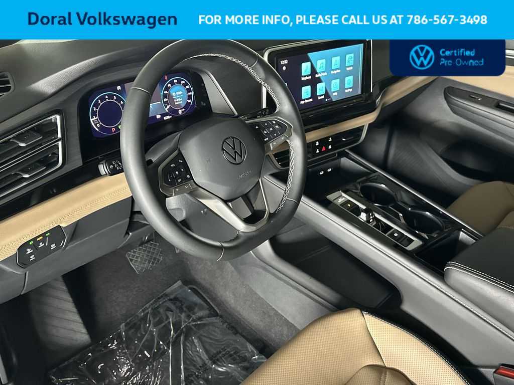 Used 2026 Volkswagen Atlas Cross Sport SE w/ Black Wheel Package FWD image 13
