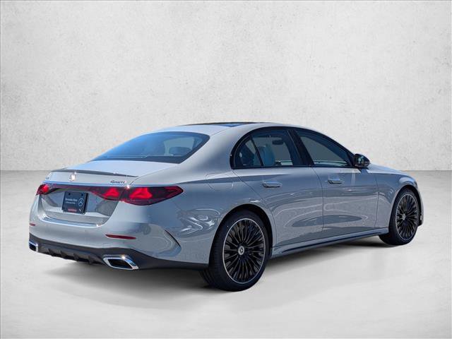 New 2026 Mercedes-Benz E 450 4MATIC Sedan image 2
