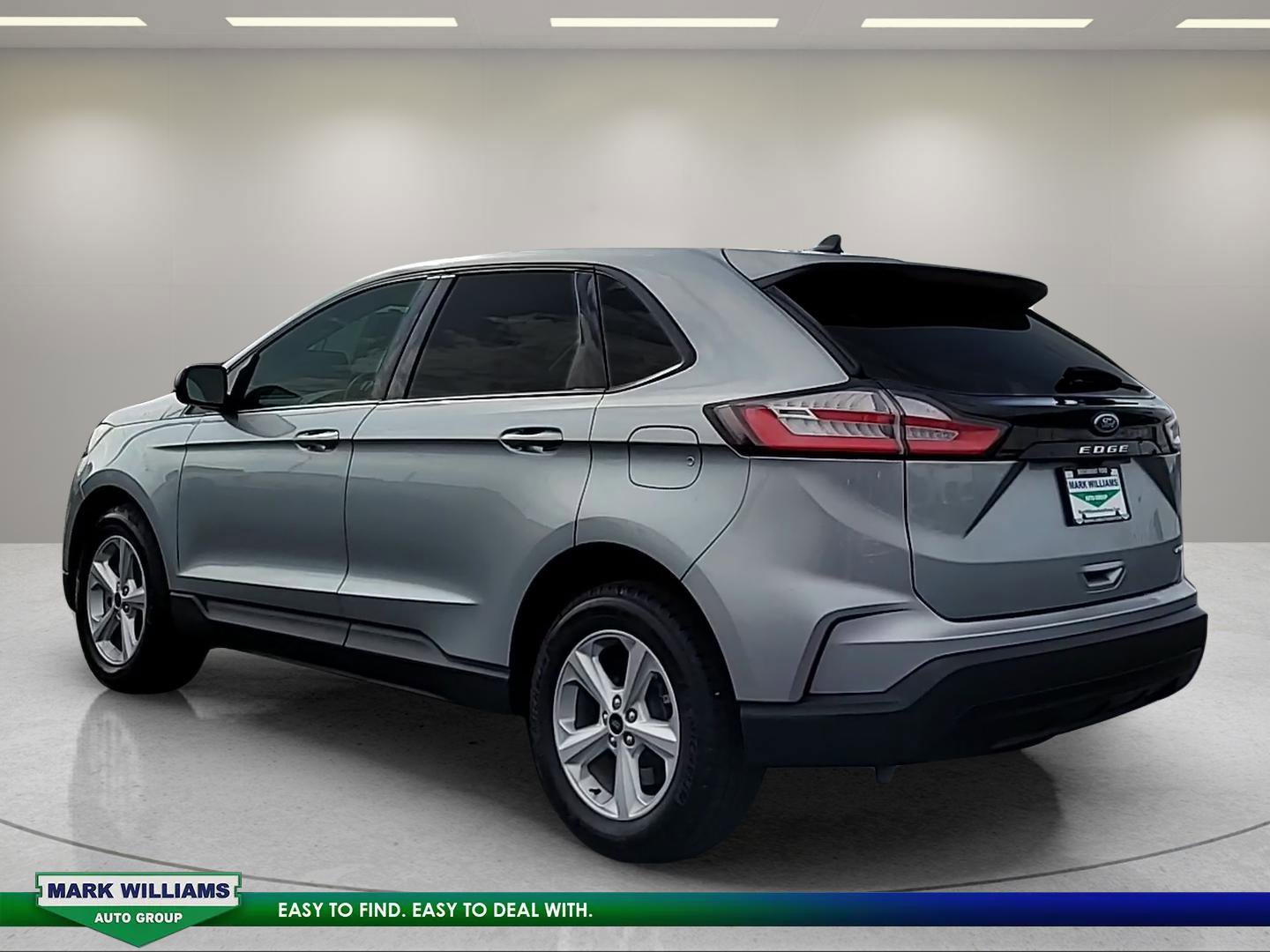 Used 2024 Ford Edge SE image 6