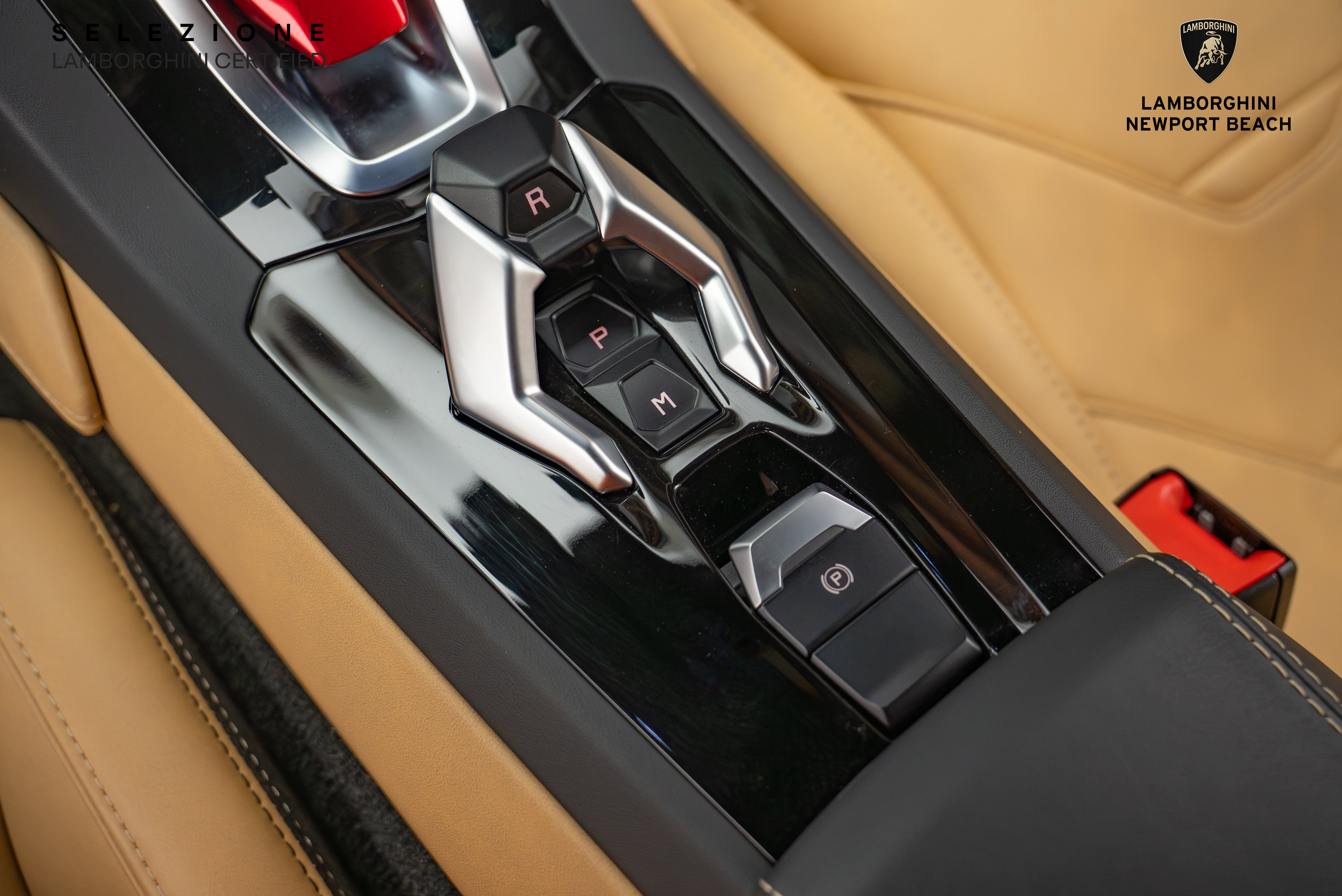 Used 2022 Lamborghini Huracan EVO image 31