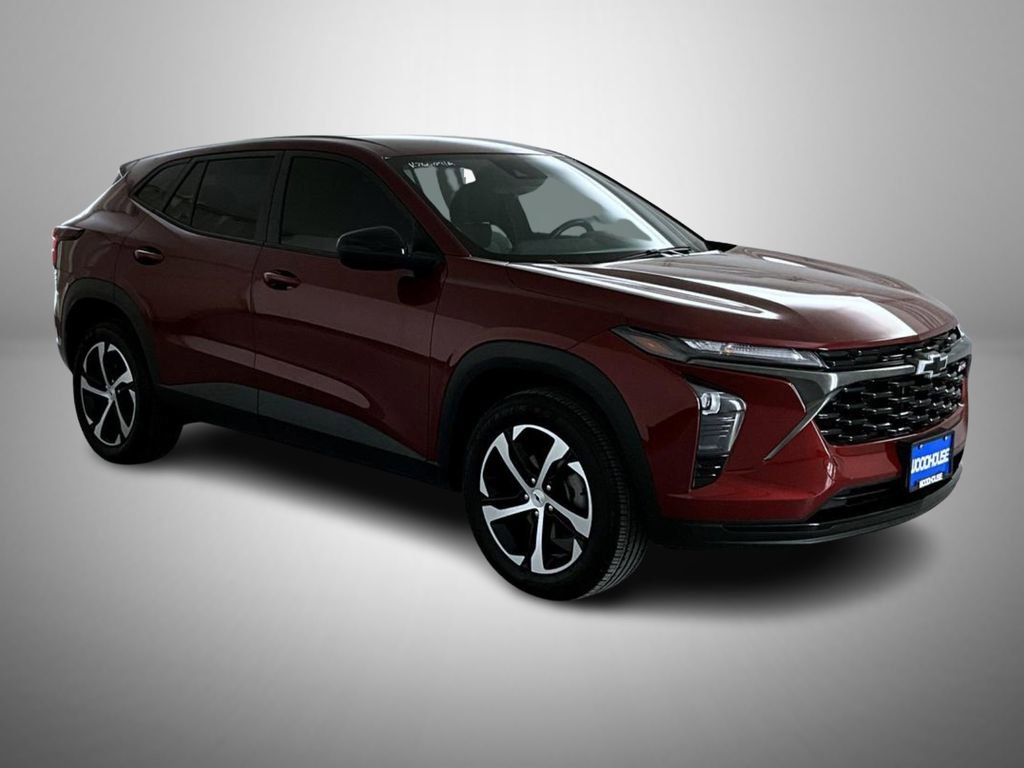 Certified 2024 Chevrolet Trax RS w/ Driver Confidence Package image 3