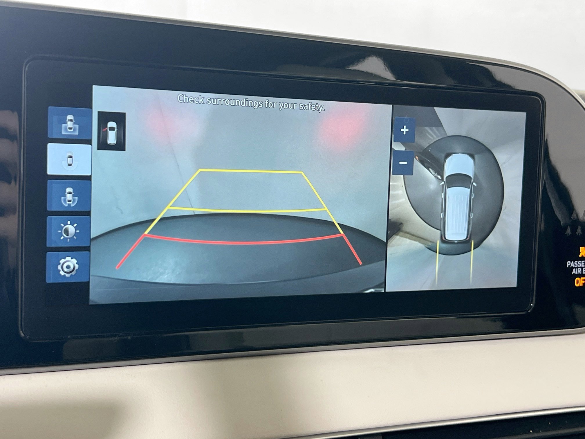 Used 2020 Hyundai Palisade Limited w/ Winter Weather Package image 13