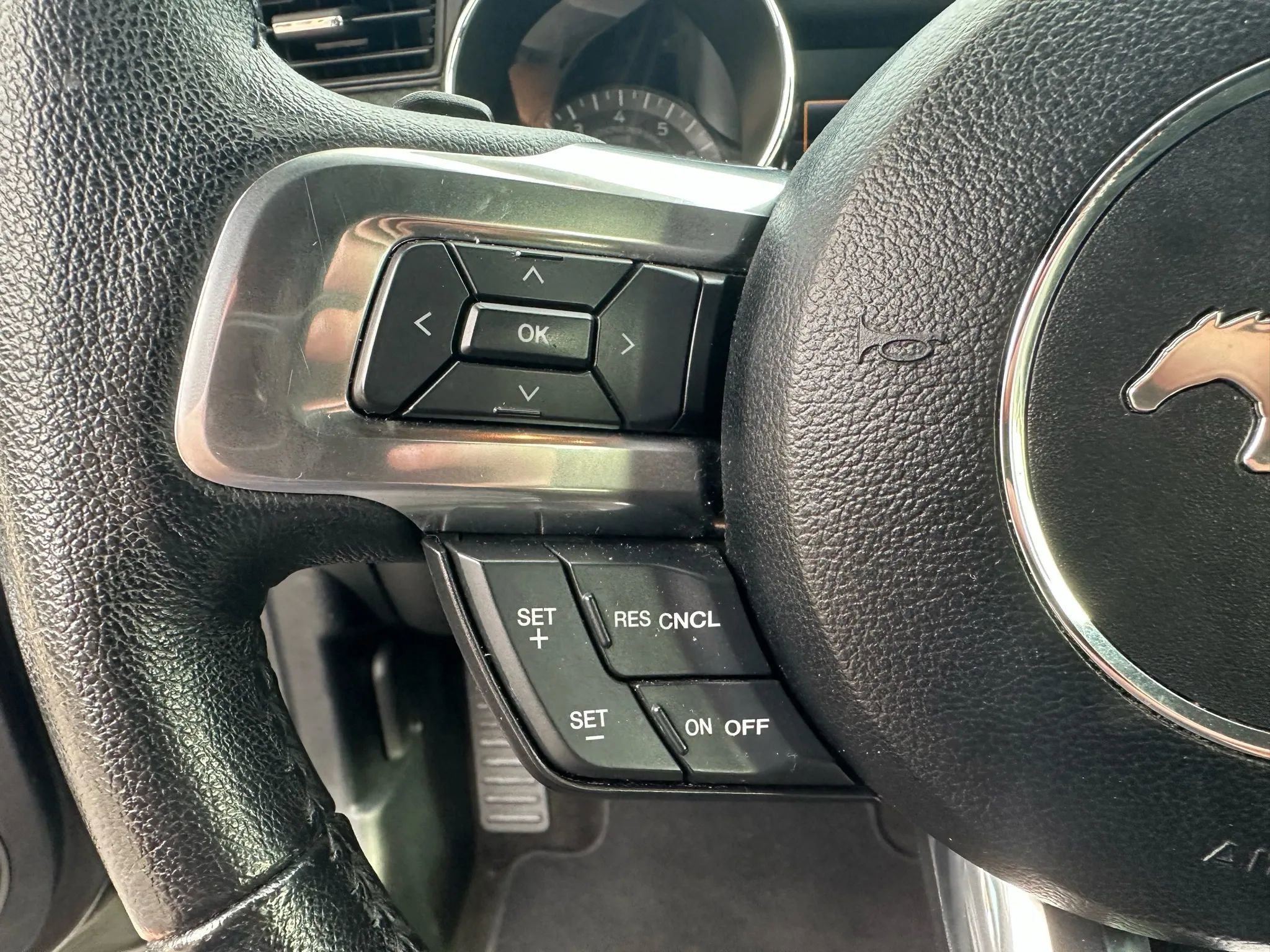 Used 2016 Ford Mustang Coupe image 28