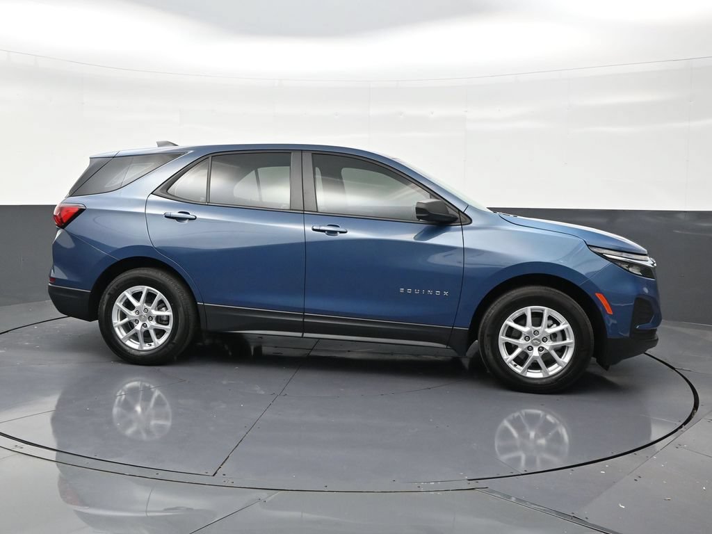Used 2024 Chevrolet Equinox LS FWD image 6