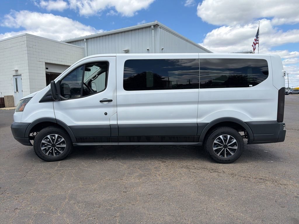 Used 2016 Ford Transit 150 XL RWD image 7