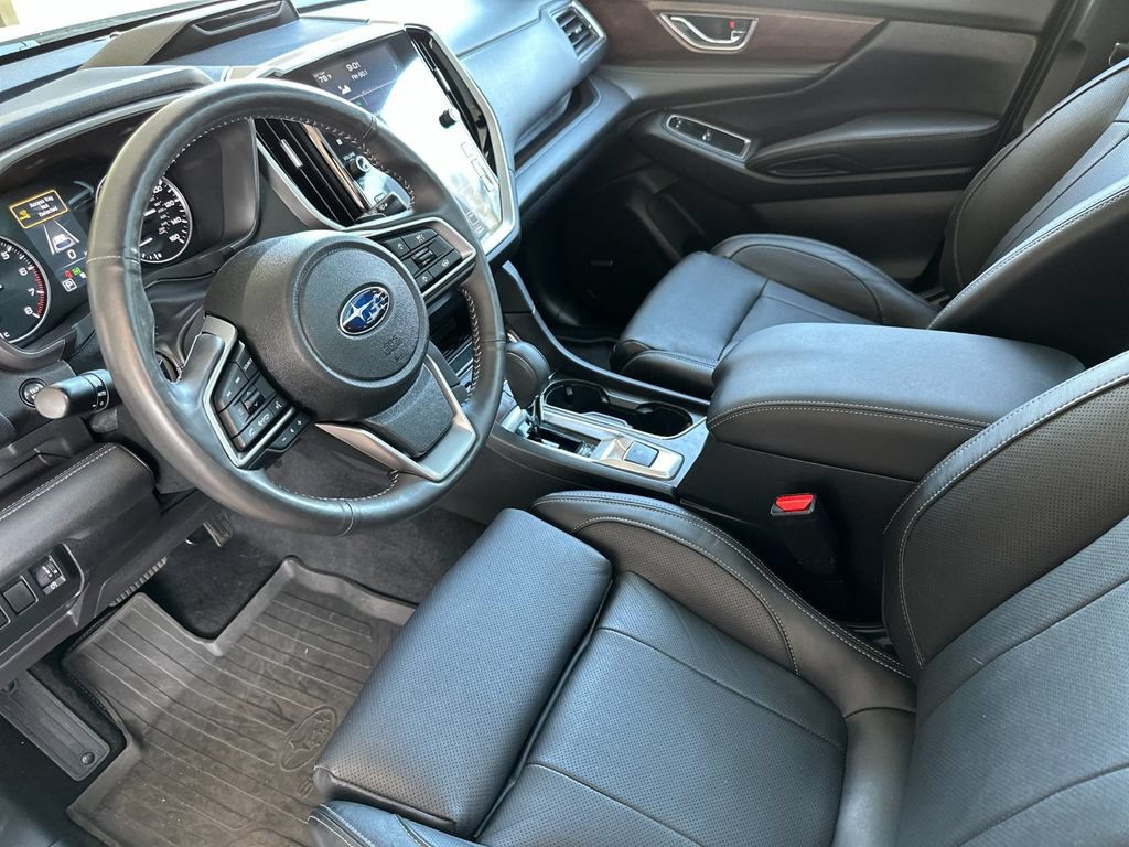 Used 2023 Subaru Ascent Touring AWD/4WD image 9