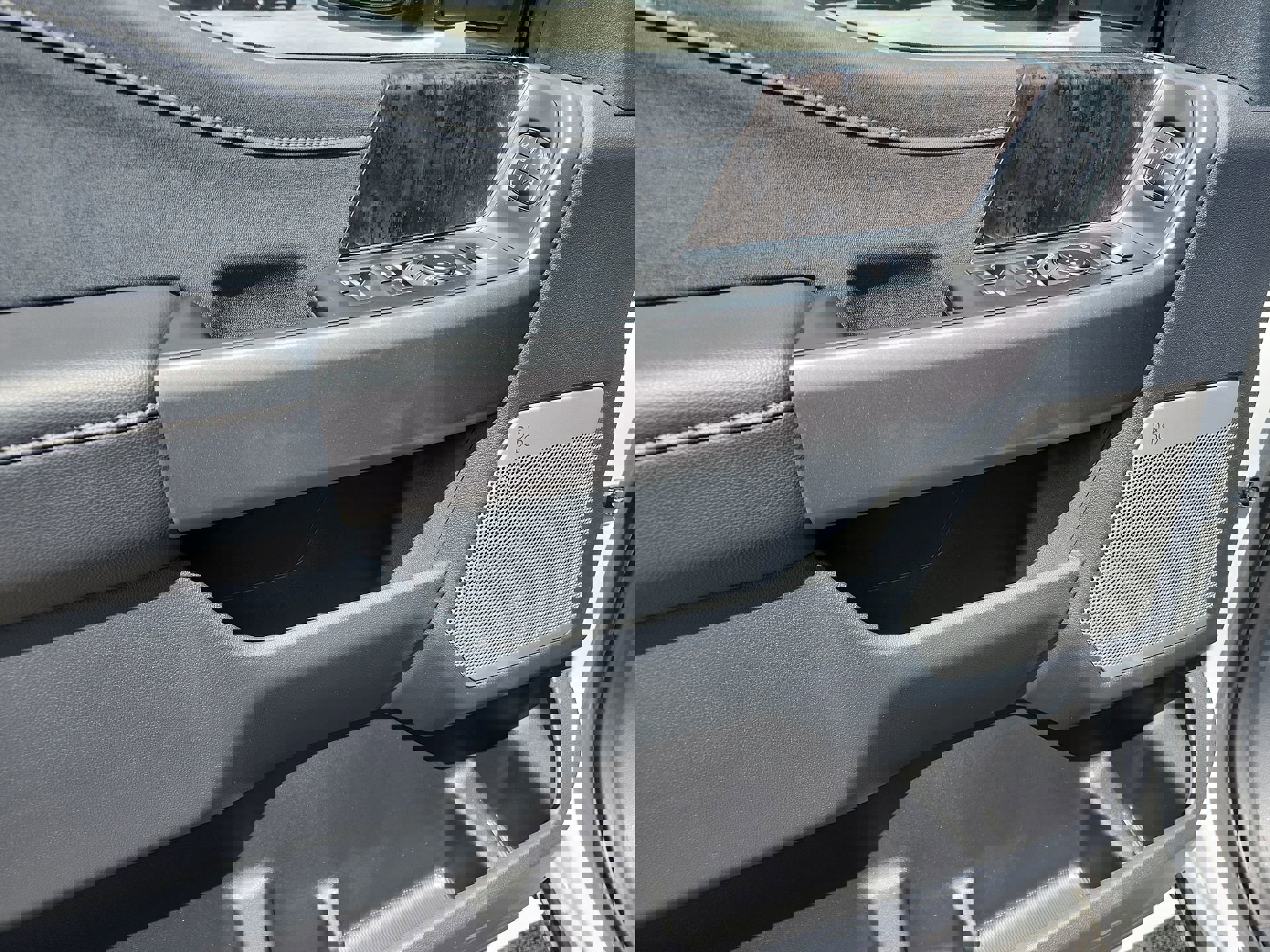 New 2026 Ford F250 Lariat image 15