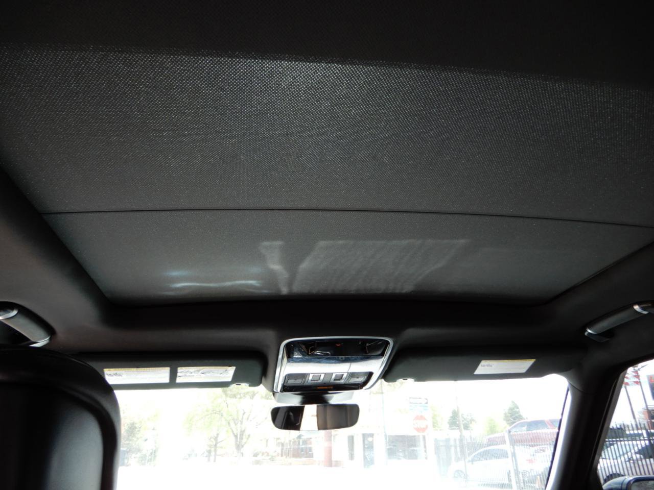 Used 2018 Land Rover Range Rover HSE AWD/4WD image 27