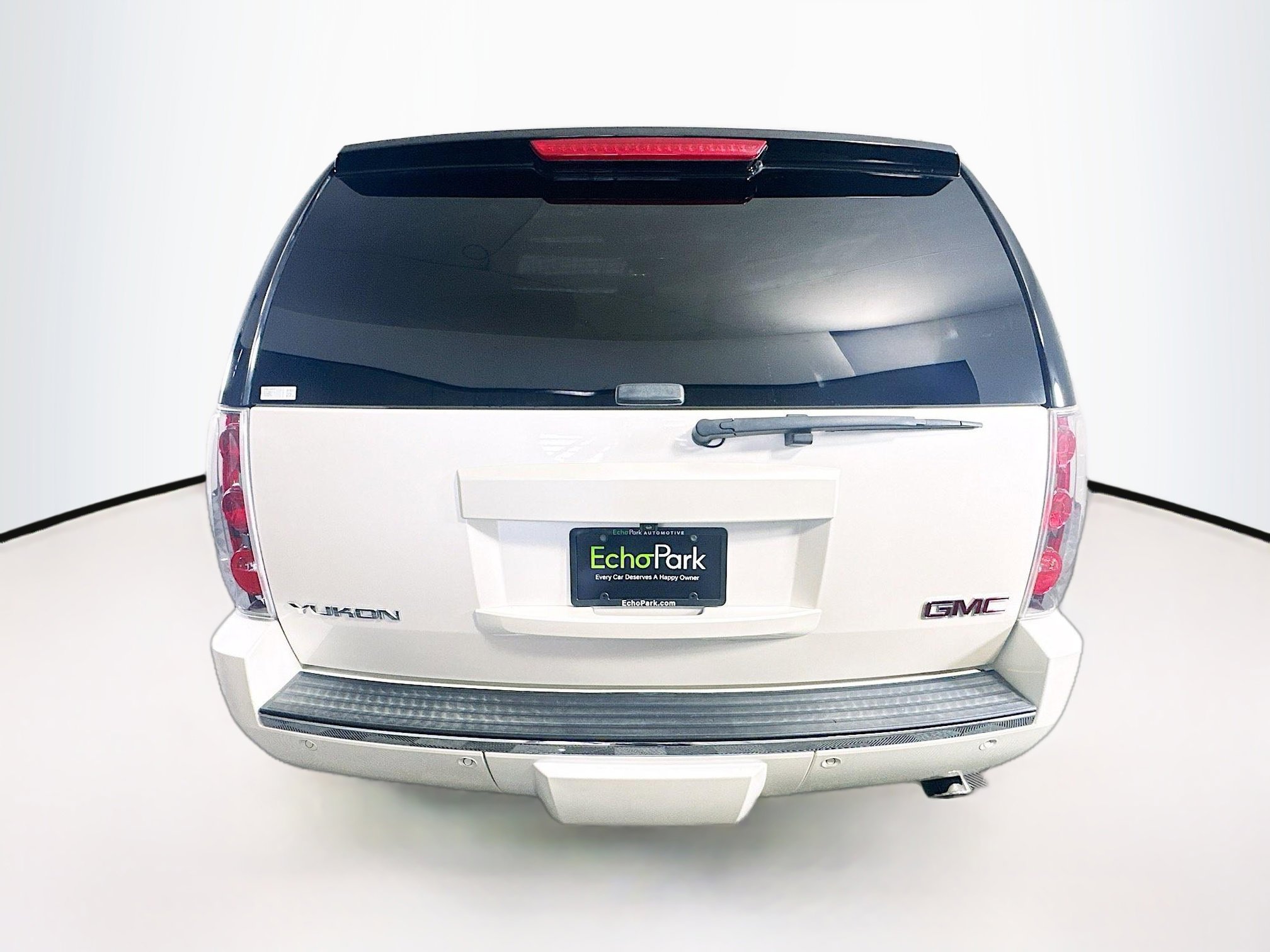 Used 2013 GMC Yukon Denali RWD image 7