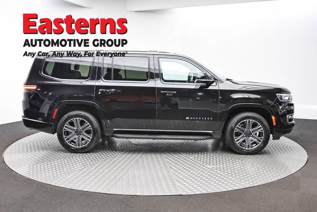 Used 2024 Jeep Wagoneer Series II AWD/4WD image 4