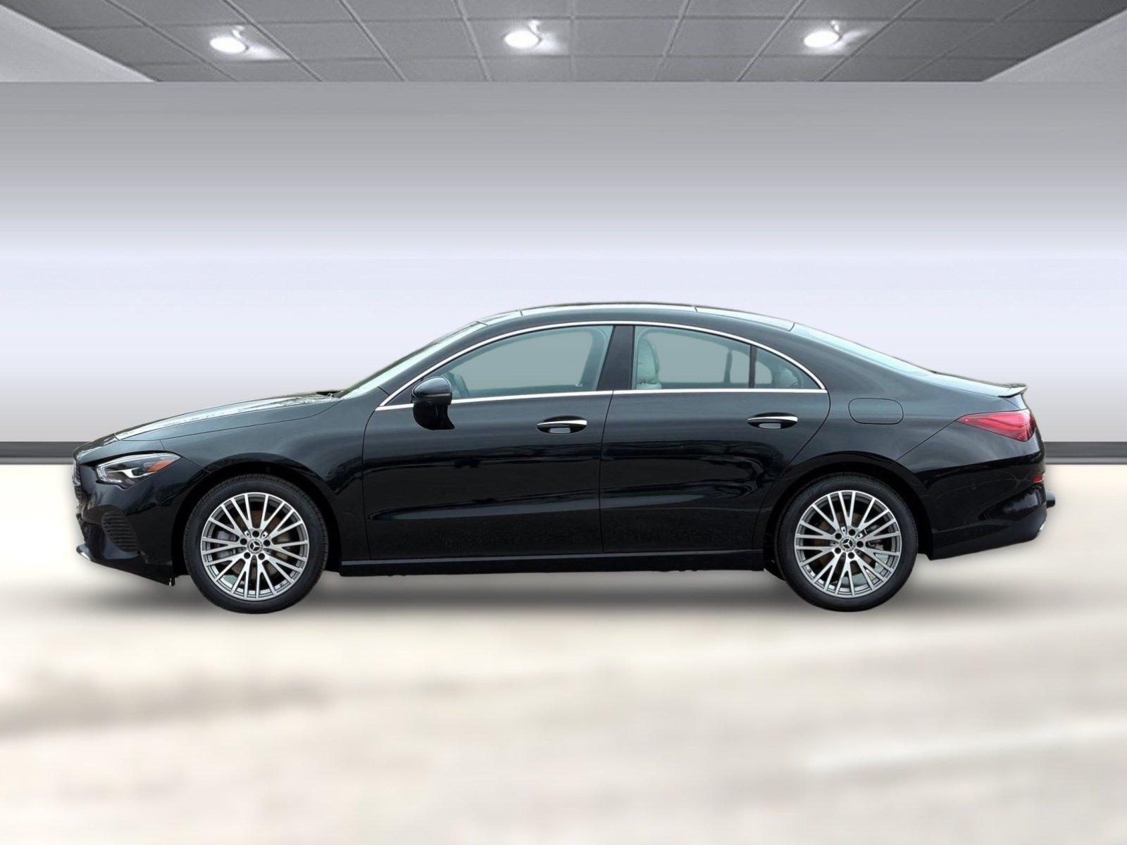 Used 2026 Mercedes-Benz CLA 250 image 2
