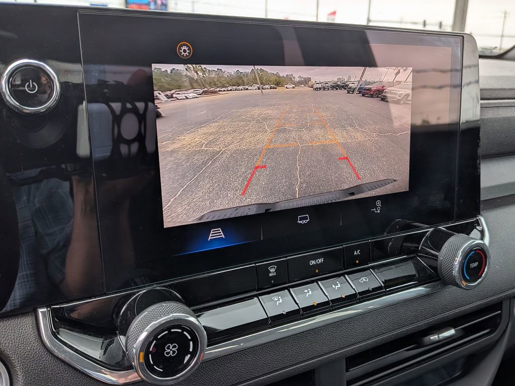 Used 2024 Chevrolet Colorado W/T image 26