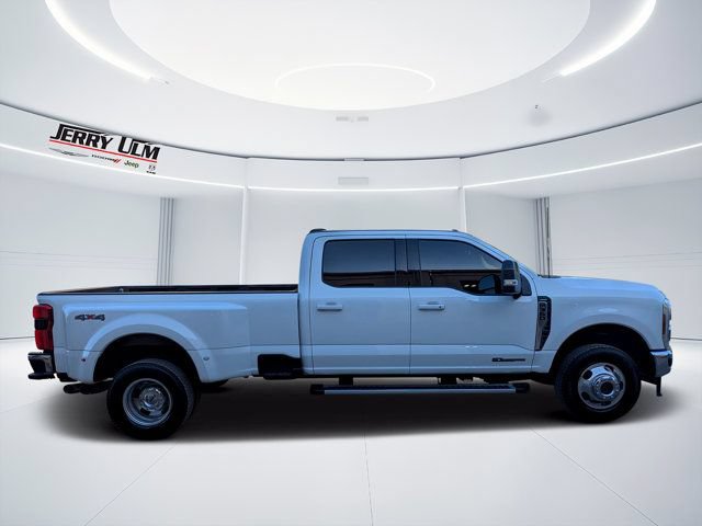 Used 2025 Ford F350 Lariat AWD/4WD image 2