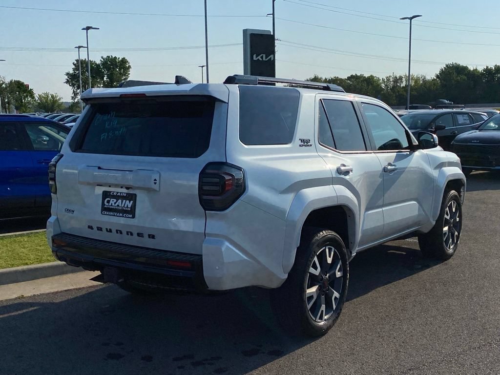 Used 2025 Toyota 4Runner TRD Sport AWD/4WD image 7