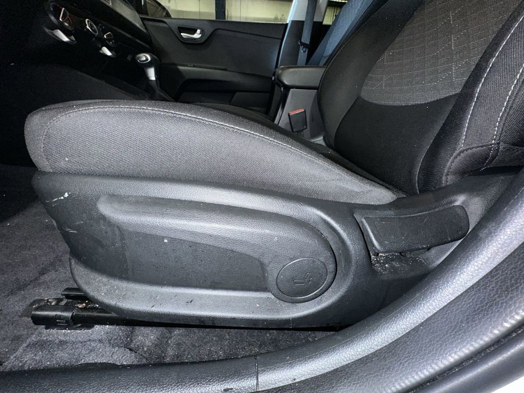 Used 2022 Kia Rio S image 14