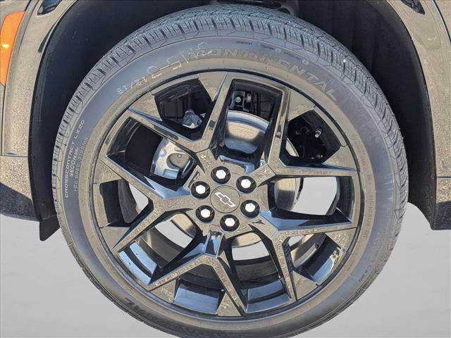 New 2026 Chevrolet Traverse RS w/ LPO, Floor Liner Package FWD image 9