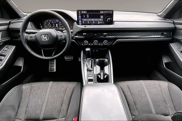 Used 2023 Honda Accord Sport image 7
