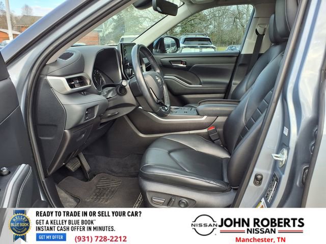 Used 2021 Toyota Highlander XLE image 4